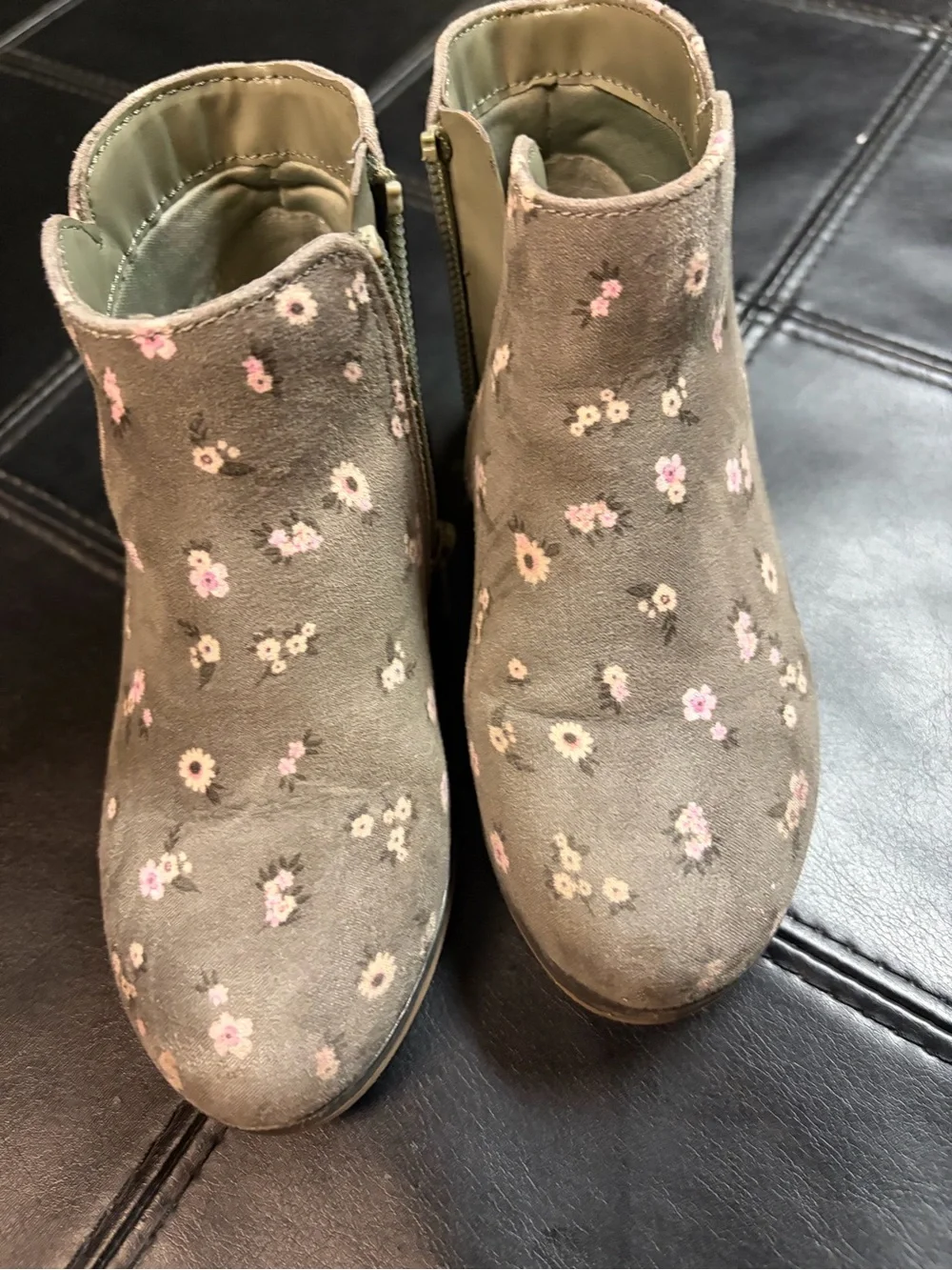Cat & Jack Gray Floral Ankle Boots for Kids